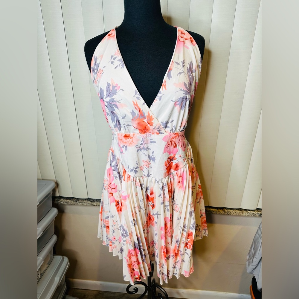 Miss Ord Beige Floral Halter Neck Criss Cross Back Pleated Whimsical Dress SZ XL